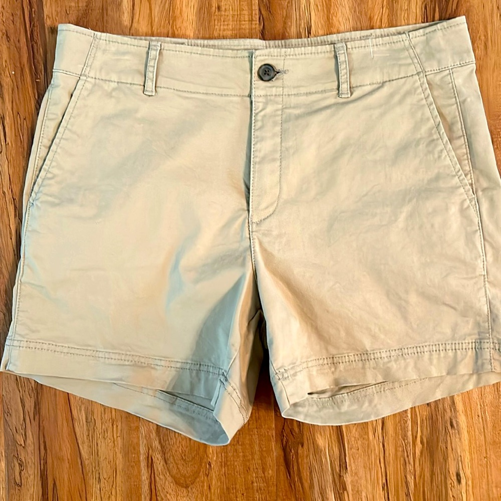 Ladies Gap Shorts